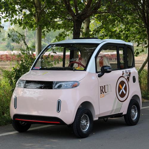 微型四轮电车市场观察 品牌、图片与热帖中的新趋势